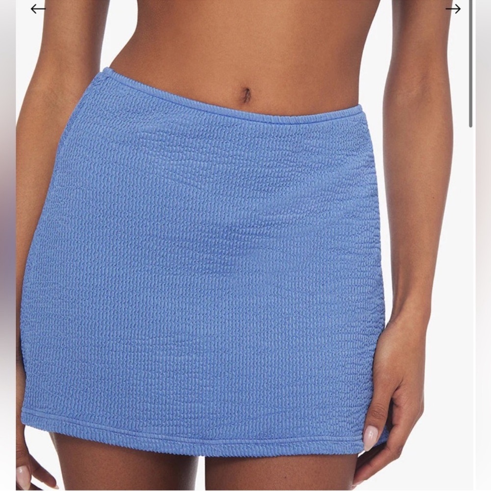 NWT - WeWoreWhat Tube Skirt Spongie Seersucker in Blue Jean